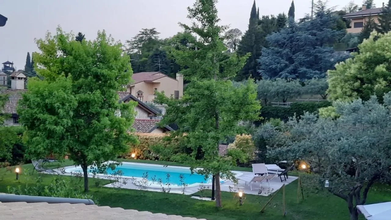 Bed & Breakfast Bure Alto San Pietro in Cariano 0*,