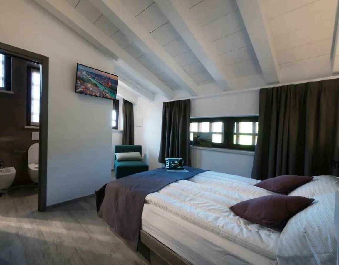 Bed & Breakfast Bure Alto San Pietro in Cariano 0*,  Italy